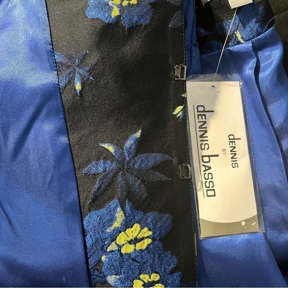 Dennis Basso Women's Floral Jacquard Cropped Jacket - Picture 10 of 11